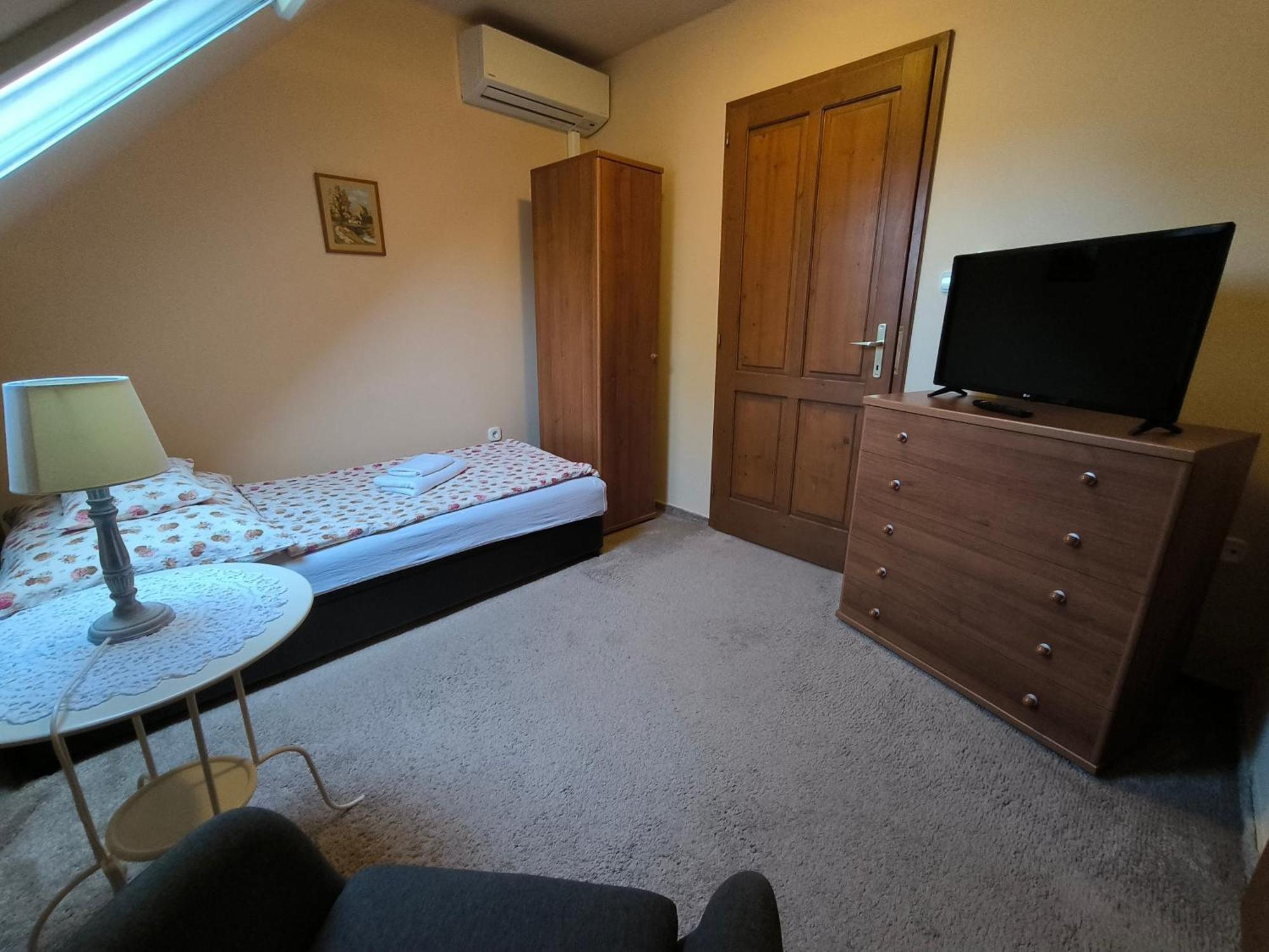 Korona Panzio Bed & Breakfast Balatonbereny Exterior photo