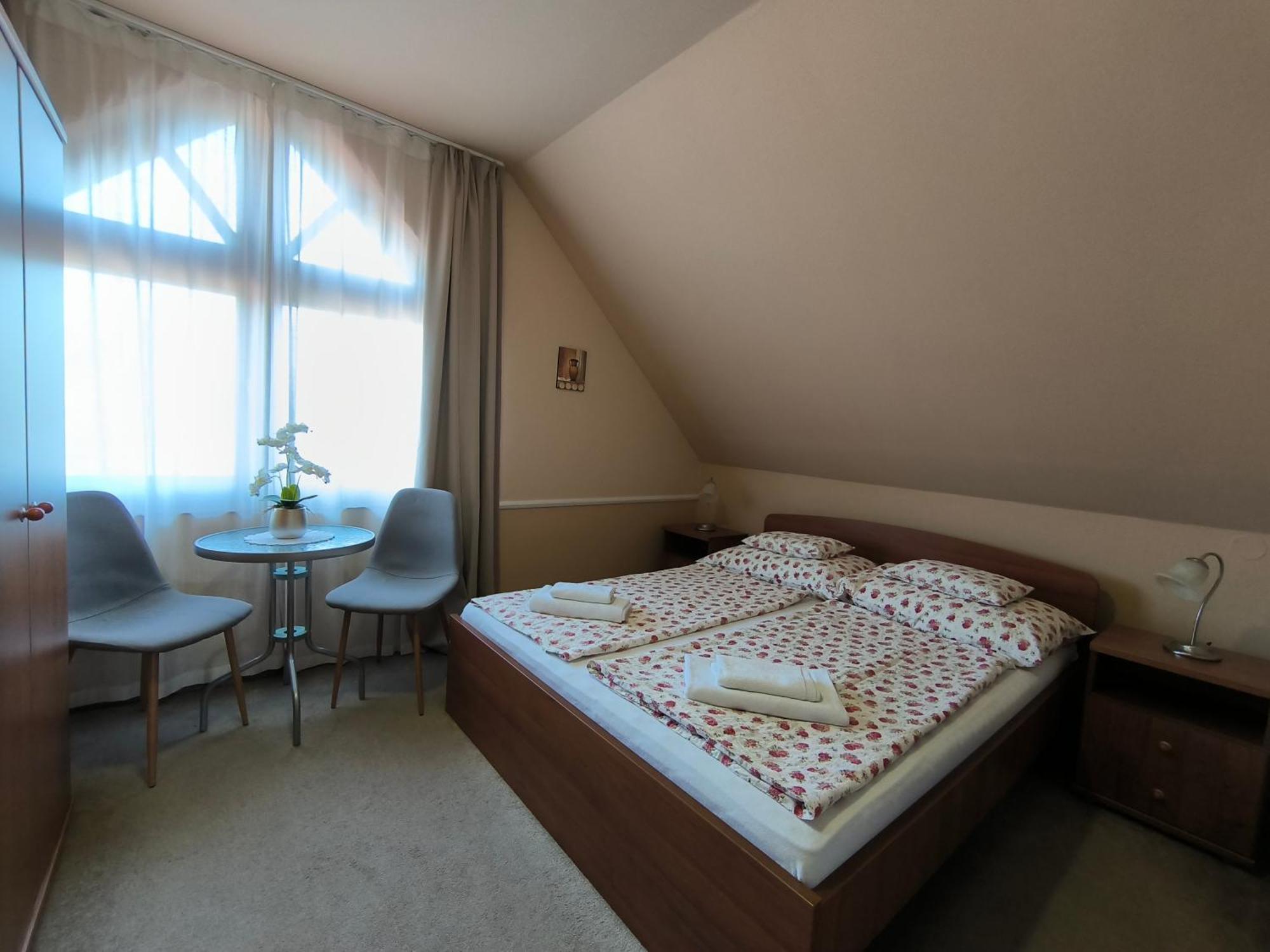 Korona Panzio Bed & Breakfast Balatonbereny Exterior photo